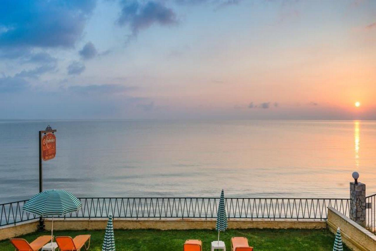 Andreolas Luxury Suites ซีลีวี ภายนอก รูปภาพ